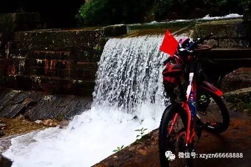 小萝莉泰国度假